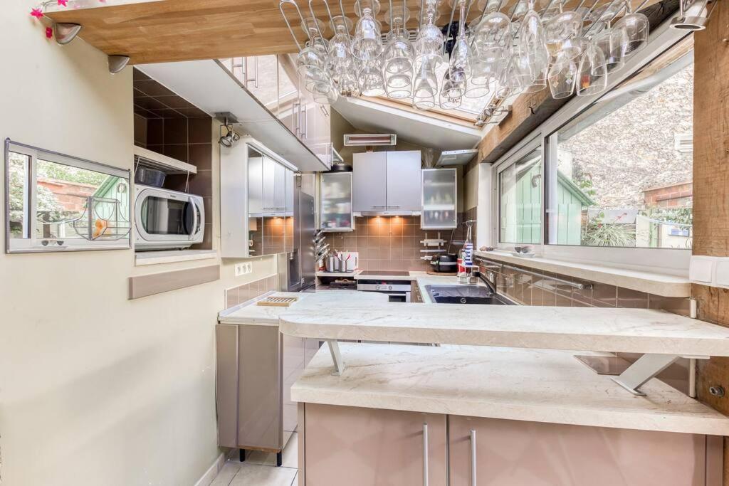 Appartement De Caractere Avec Jardinet Privatif A 1 Min Metro 1, Paris, Disneyland Vincennes Luaran gambar