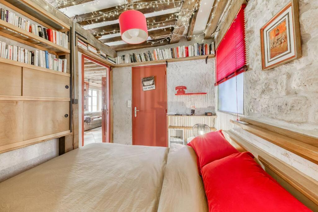 Appartement De Caractere Avec Jardinet Privatif A 1 Min Metro 1, Paris, Disneyland Vincennes Luaran gambar