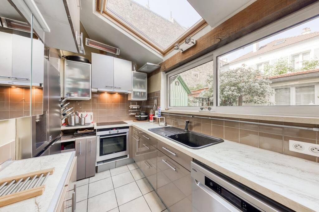 Appartement De Caractere Avec Jardinet Privatif A 1 Min Metro 1, Paris, Disneyland Vincennes Luaran gambar